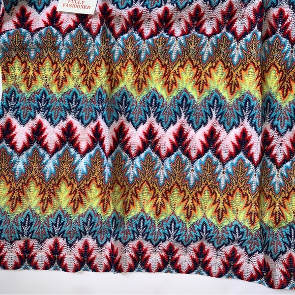 w o w :: Deadstock 60s! Vintage Mod Dagger Collar Flame Crochet Knit Top - Picture 12 of 13